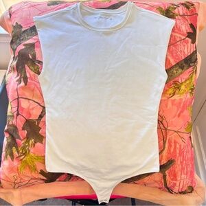 abercrombie & fitch white sleeveless soft a & f fitted bodysuit